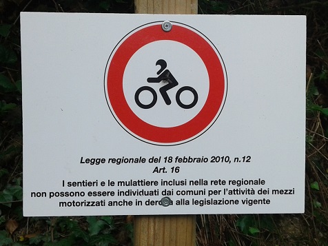 Sui sentieri del Piemonte non devono transitare i mezzi motorizzati (Leggi regionali 32/1982 e 12/2010)