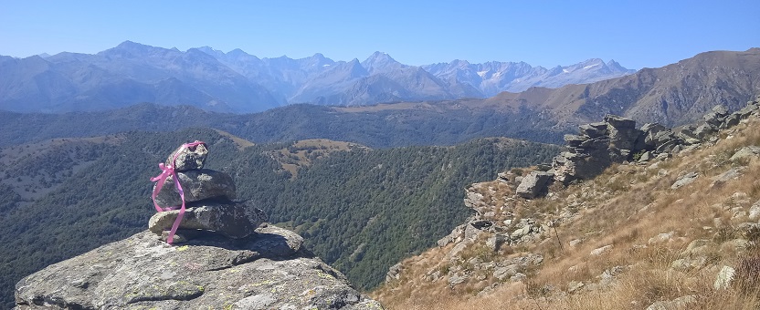8 - Veduta sulle cime di confine delle Valli di Lanzo dalla cresta a valle dell'Alpe Frigerole
